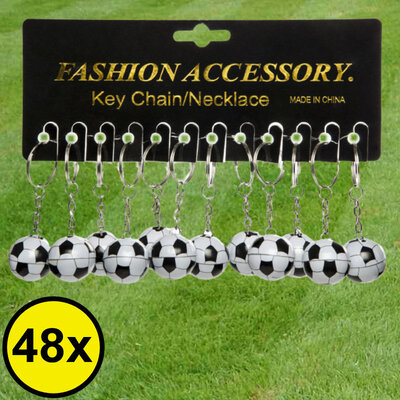 Decopatent 48 STUKS Voetbal Sleutelhangers - Metaal - Speelgoed Traktatie Uitdeelcadeautjes voor kinderen - Uitdeelcadeaus