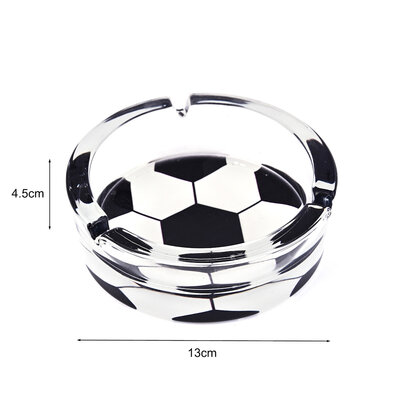 Decopatent - 6 Stuks Glazen Asbak Rond 13 Cm - VOETBAL Design - Stevig Glas - Asbak voor Binnen en Buiten gebruik - Stijlvolle Ronde Asbak - Voordeelverpakking - Afm: 13 x 13 x 4.5 Cm.