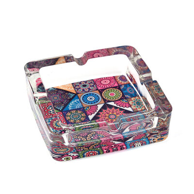 Decopatent - 4 Stuks Luxe Glazen Asbakken Vierkant 13.5 Cm - MANDALA / MOZAIEK Design - Stevig Glas - Vierkante Asbak voor Binnen en Buiten gebruik - Stijlvolle Ronde Asbak - Voordeelverpakking - Afm: 13.5 x 13.5 x 4.2 Cm.