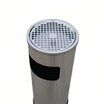 Decopatent - Staande Asbak met RVS Afvalbak - Rond - Asbak Voor Buiten - Vloerasbak - Buitenasbak Groot - Rookpaal - Asbakken - Afm: 25 x 25 x 60,5 Cm. - Kleur: Zilver