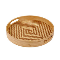 Decopatent - Bamboe Dienblad Rond - Diameter: 27 Cm - Dienblad met handvaten - Schaal - Presenteerblad - Serveerschaal - Woonaccessoires - Gevlochten Bamboe Riet - Afm: 27 x 27 x 3.8 Cm.