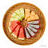 Decopatent - Bamboe Dienblad Rond - Diameter: 38 Cm - Dienblad met handvaten - Schaal - Presenteerblad - Serveerschaal - Woonaccessoires - Gevlochten Bamboe Riet - Afm: 38 x 38 x 5 Cm.