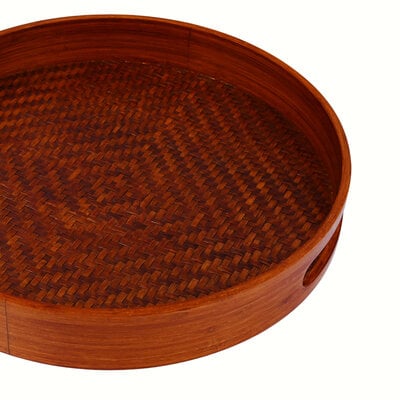 Decopatent - Bamboe Dienblad Rond - Diameter: 33 Cm - Dienblad met handvaten - Schaal - Presenteerblad - Serveerschaal - Woonaccessoires - Gevlochten Donker Bamboe Riet - Afm: 33 x 33 x 4.8 Cm.