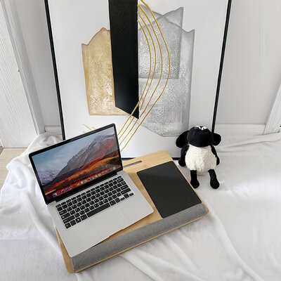 Decopatent - Laptop Schoot Standaard Bamboe Hout met Muismat en Telefoon / Ipad houder - Laptopstandaard - Laptop verhoger - Laptoptafel Schoot - Schoottafel - Knietafel - Afm: 55 x 36 x 8 Cm