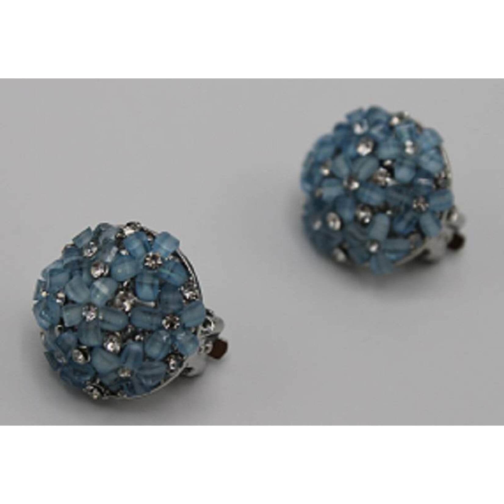 Clips Blue flowers