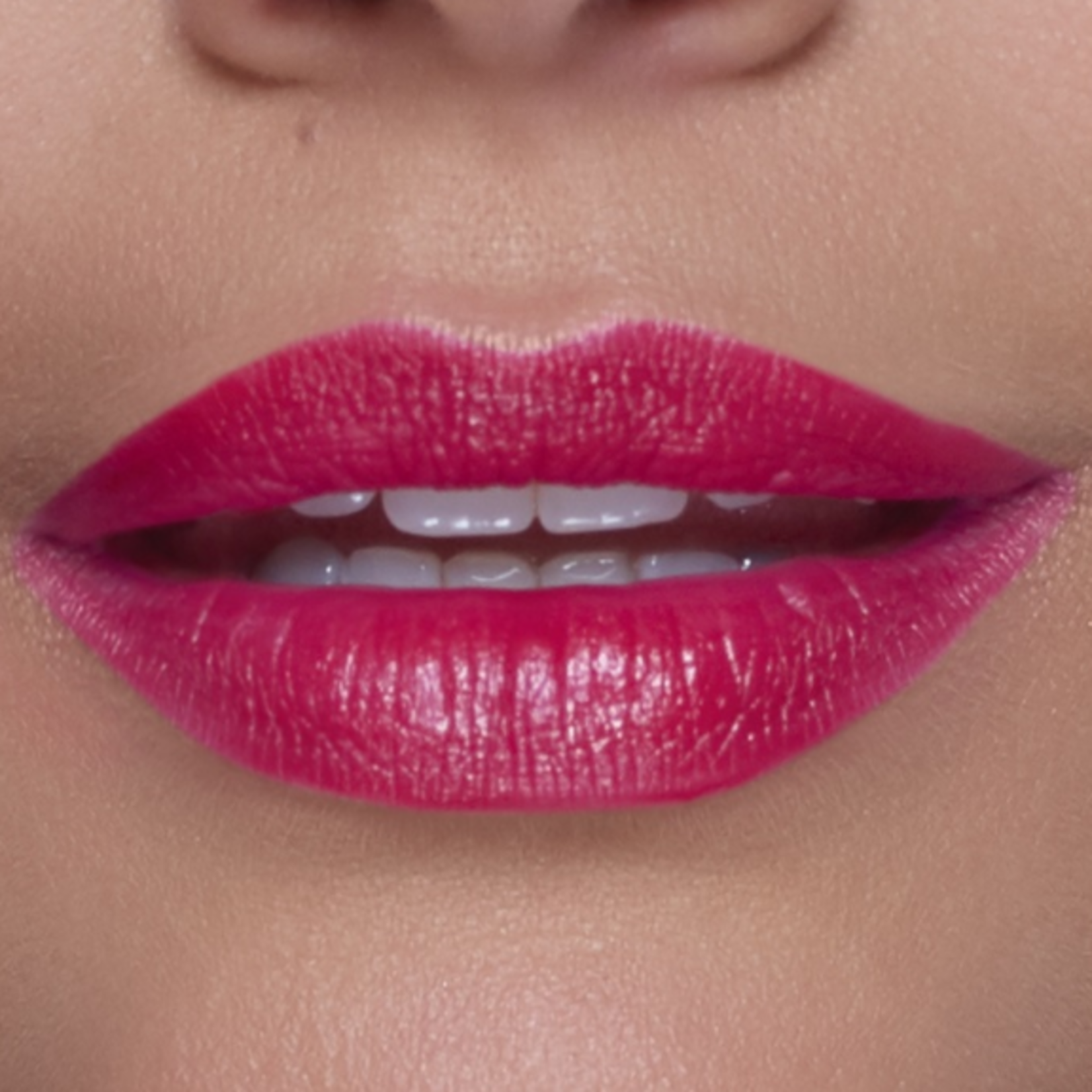 Isadora  Perfect Moisture Lipstick Fierce Fuchsia N°212 - Isadora
