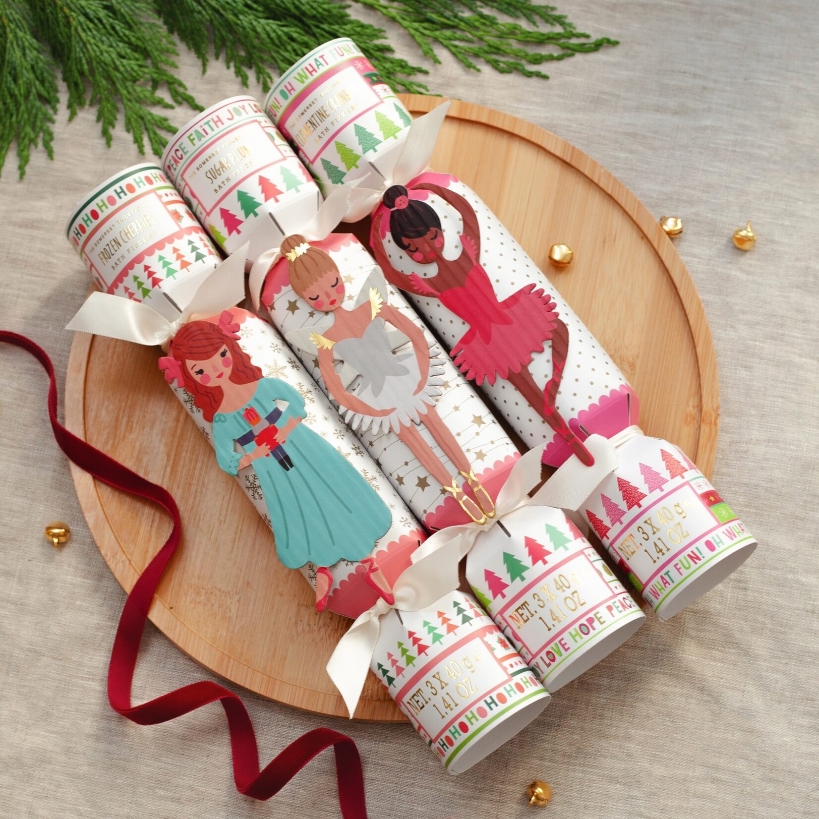 The Somerset Toiletry Co Ballet Fizzer Cracker - Clementine Cranberry 3x40g