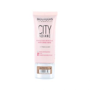 City Radiance Skin Protecting Foundation - 05 Golden Beige