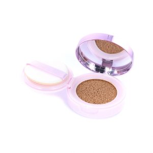 Nude Magique Cushion Dewy Glow Foundation - 04 Rose Vanille