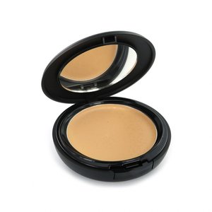 Cream to Powder Foundation - 484 Sand