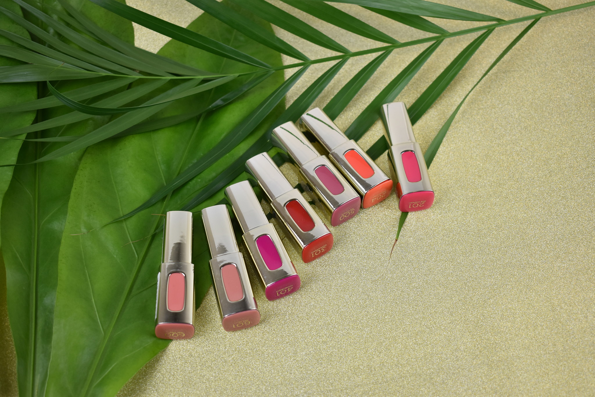 Hoe blijft lippenstift langer zitten? Tips van Blisso! Lees nu de blog Hoe blijft lippenstift langer zitten? Tips van Blisso! Lees nu de blog