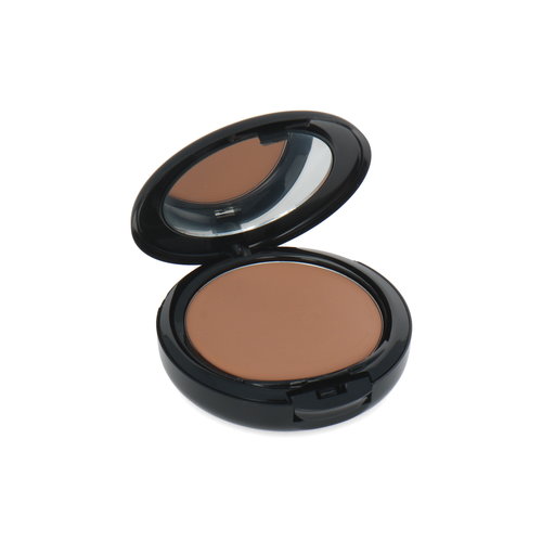 Make-Up Studio Velvet Foundation - Oriental Beige