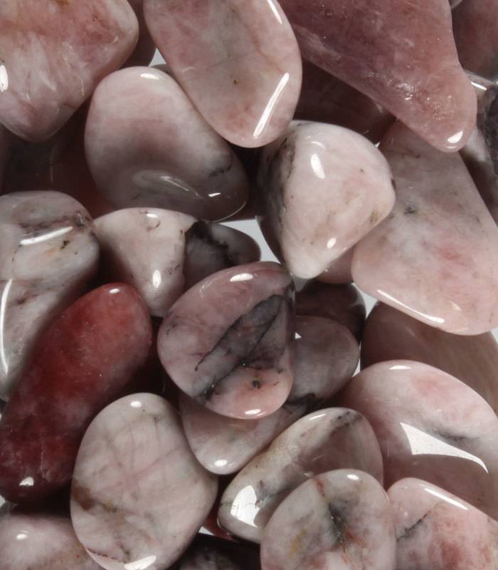 Aardbeienkwarts steen getrommeld 2 - 5 gram