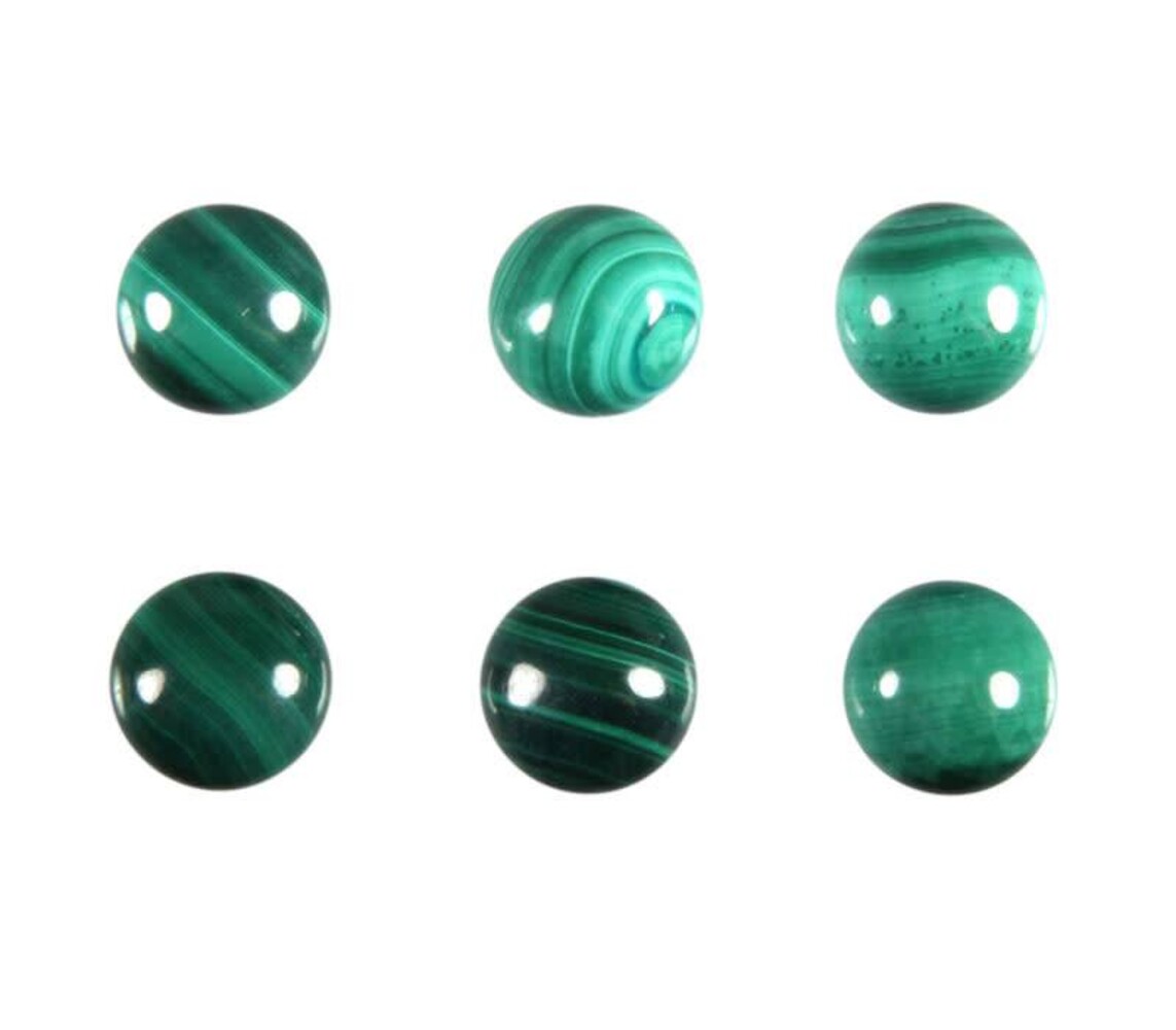 Malachiet cabochon rond 8 mm Malachiet cabochon rond 8 mm