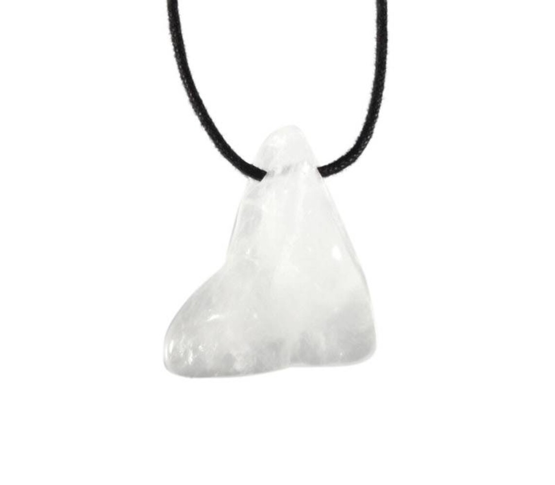 Azeztuliet hanger doorboord Azeztuliet hanger doorboord