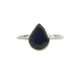 Zilveren ring saffier maat 17 3/4 | druppel facet 1 x 0,8 cm Zilveren ring saffier maat 17 3/4 | druppel facet 1 x 0,8 cm