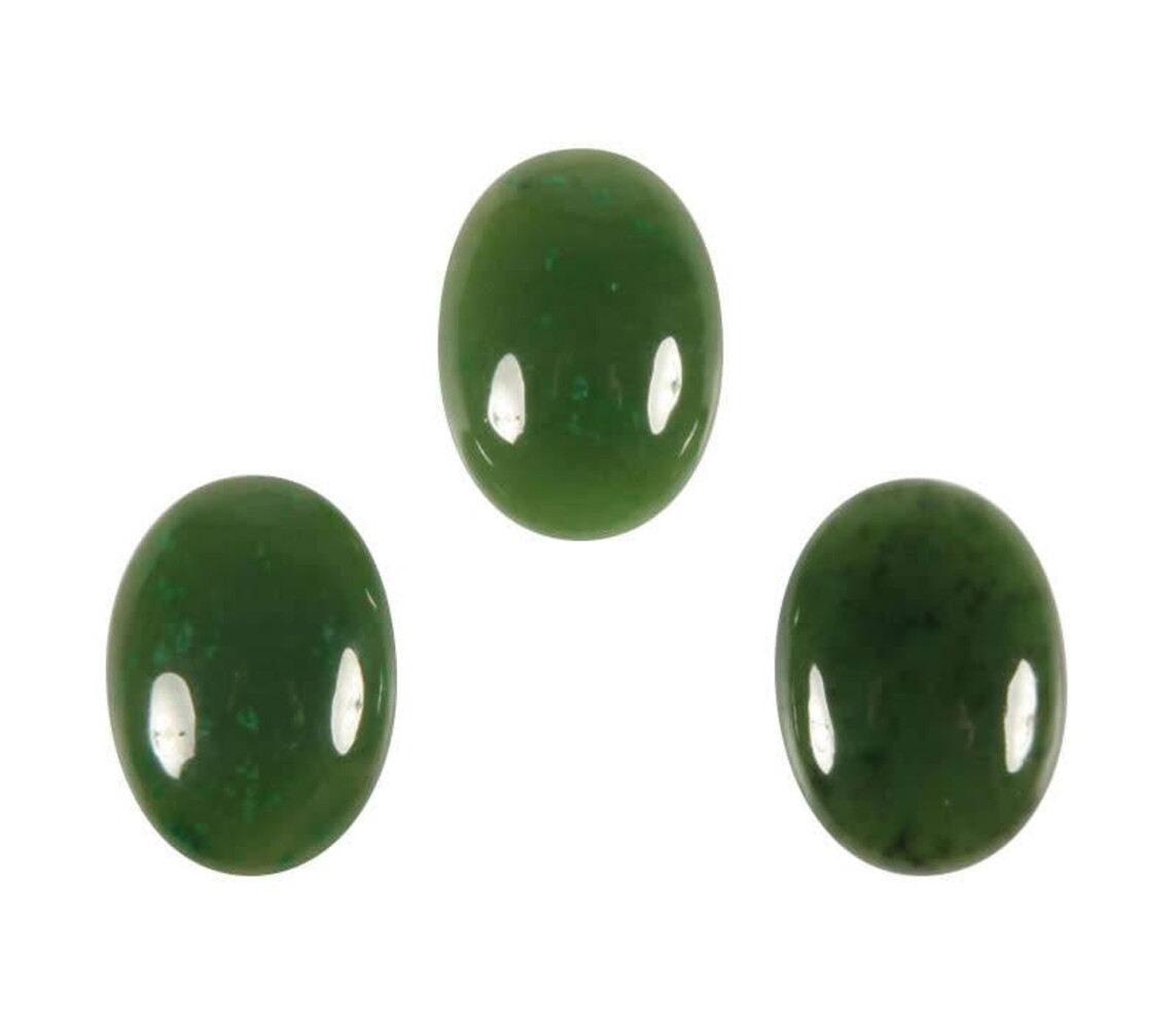 Jade cabochon ovaal 18 x 13 mm Jade cabochon ovaal 18 x 13 mm