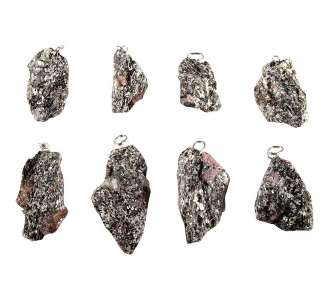 Victoriet hanger ruw met zilveren oogje