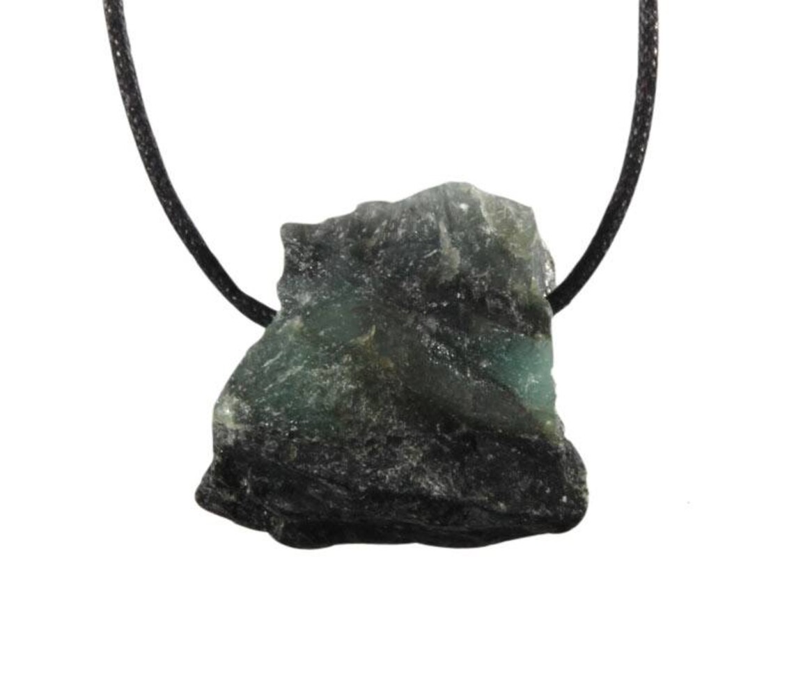 Smaragd hanger ruw doorboord