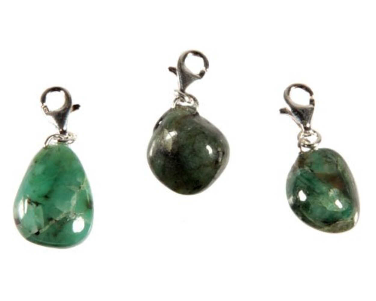 Smaragd bedeltje met sterling zilveren slotje