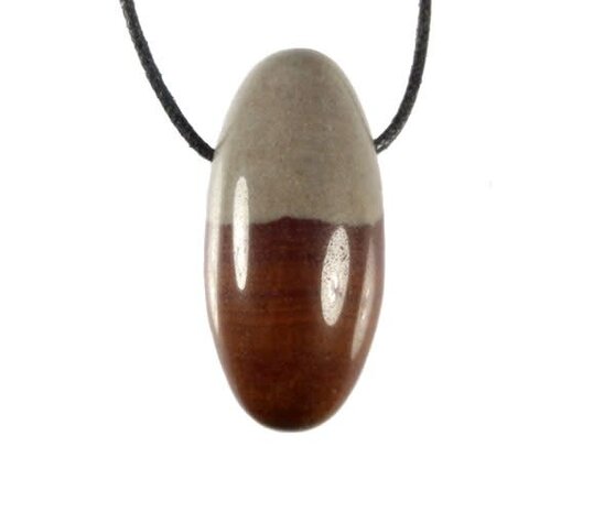 Shiva lingam hanger doorboord Shiva lingam hanger doorboord