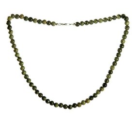 Serpentijn (Russisch) ketting 6 mm kralen