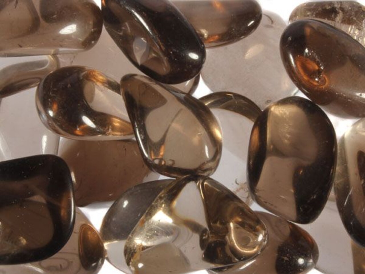 Rookkwarts steen getrommeld 5 - 10 gram Rookkwarts steen getrommeld 5 - 10 gram