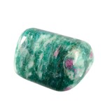 Robijn in fuchsiet steen getrommeld 20 - 30 gram Robijn in fuchsiet steen getrommeld 20 - 30 gram