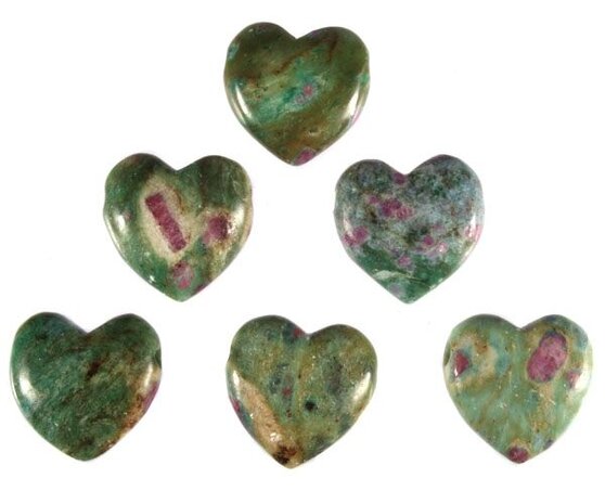 Robijn in fuchsiet hanger hart doorboord Robijn in fuchsiet hanger hart doorboord