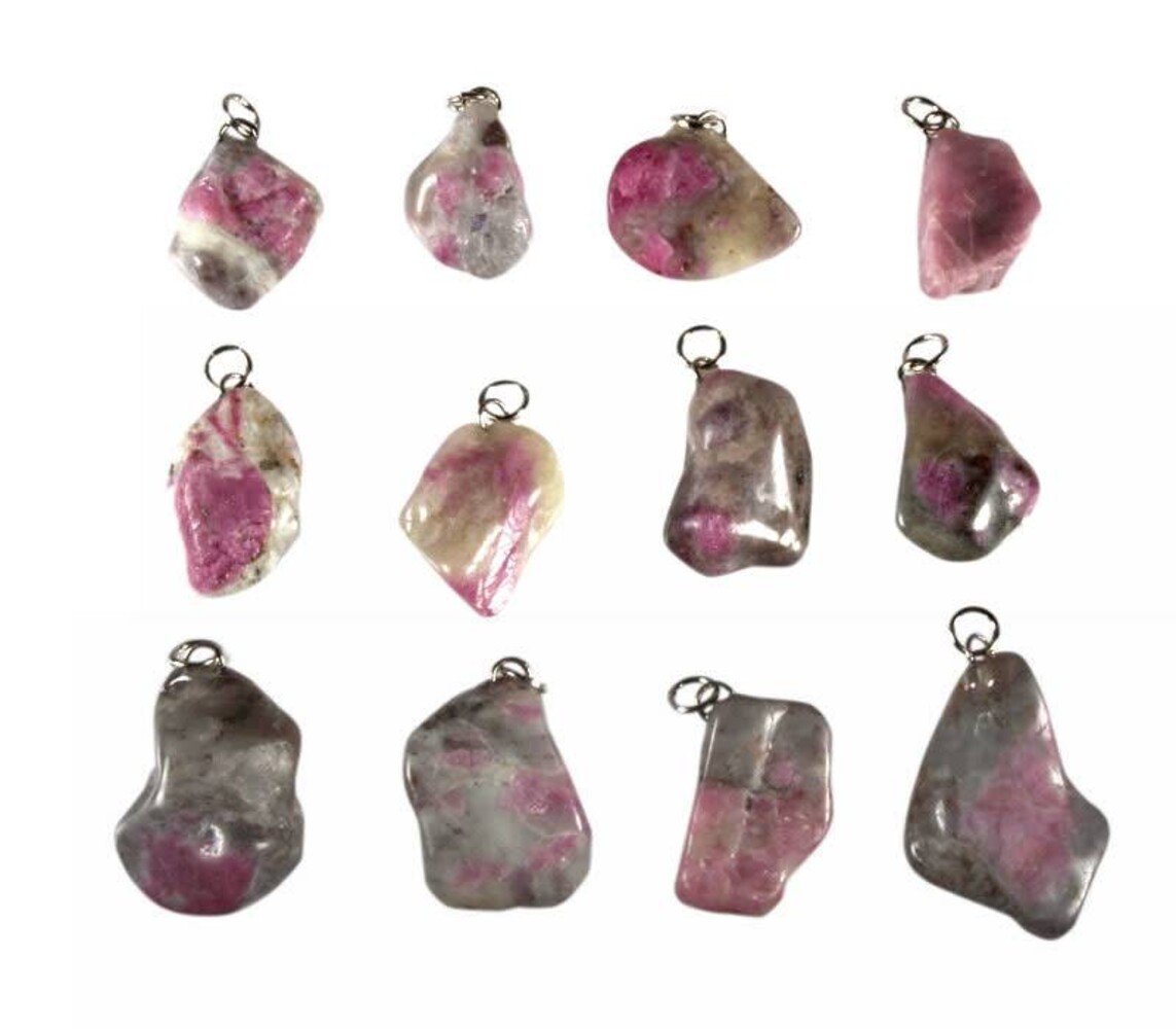 Tugtupiet hanger Tugtupiet hanger