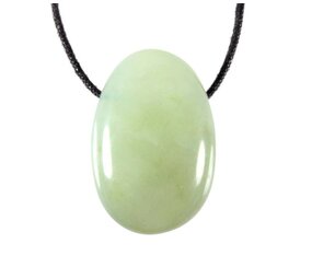 New jade (serpentijn) hanger doorboord New jade (serpentijn) hanger doorboord