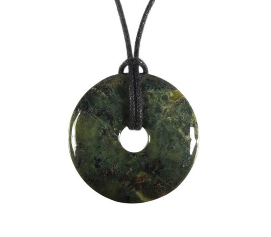 Magnetiet in serpentijn hanger donut 3 cm Magnetiet in serpentijn hanger donut 3 cm