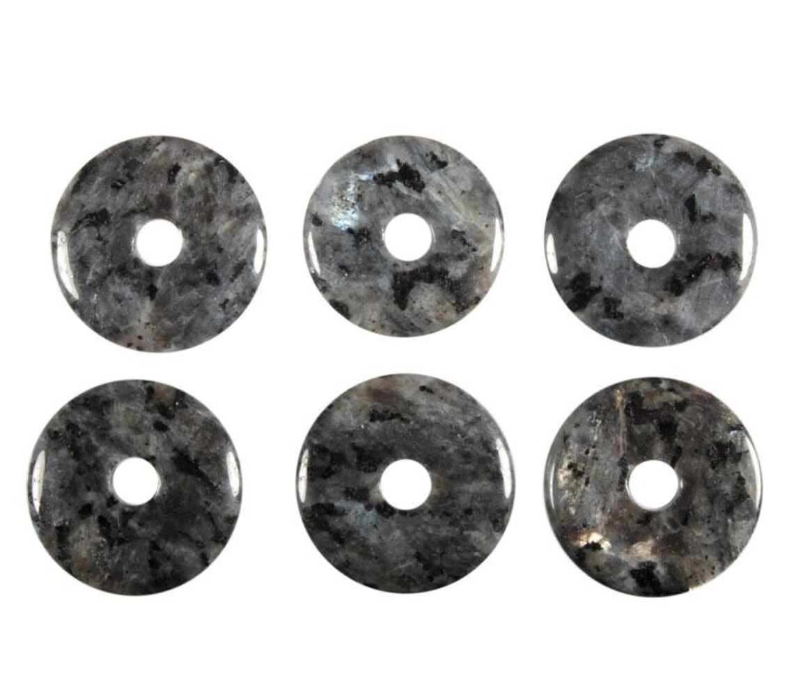 Larvikiet hanger donut 3 cm