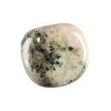 Clinozoisiet steen getrommeld | middel (M) Clinozoisiet steen getrommeld | middel (M)