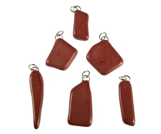 Catliniet of pijpsteen hanger Catliniet of pijpsteen hanger