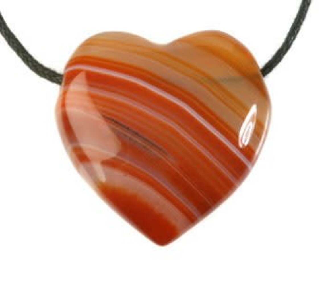 Carneool hanger hart doorboord Carneool hanger hart doorboord