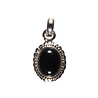 Zilveren hanger onyx ovaal bewerkte rand Zilveren hanger onyx ovaal bewerkte rand