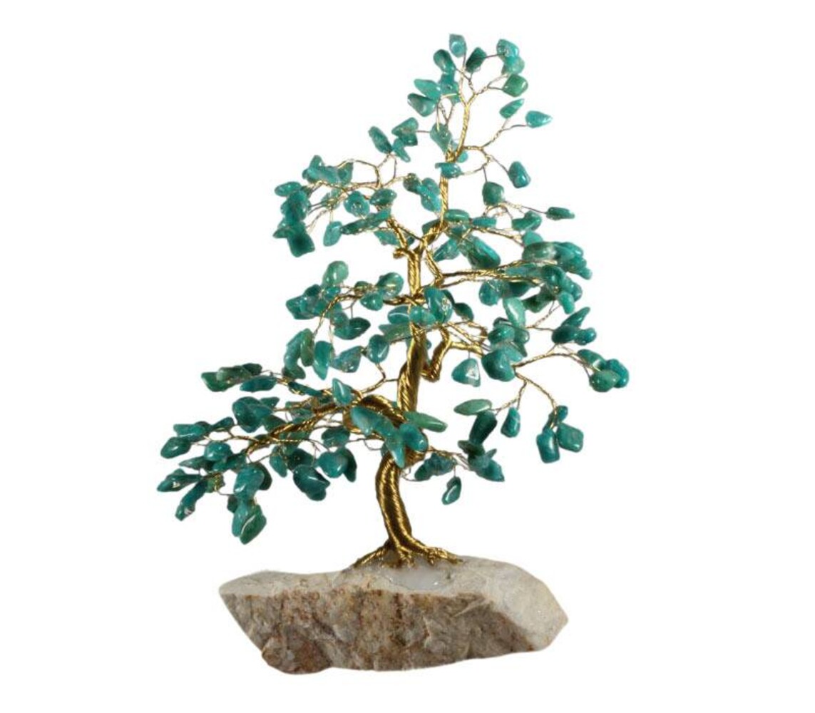 Amazoniet edelsteen boompje groot op steen Amazoniet edelsteen boompje groot op steen