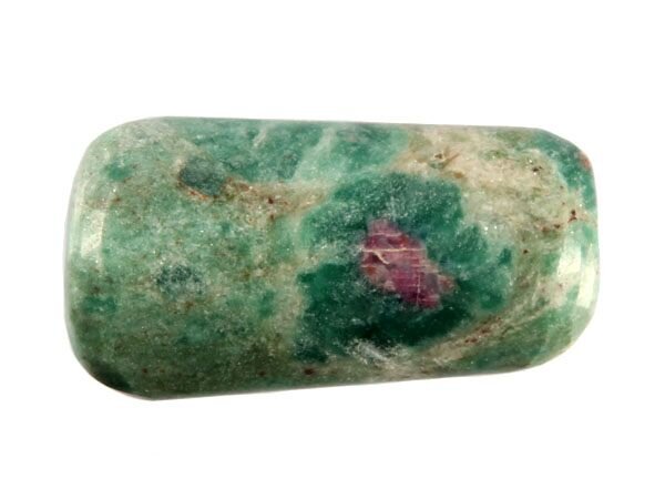 Robijn in fuchsiet steen getrommeld 10 - 20 gram