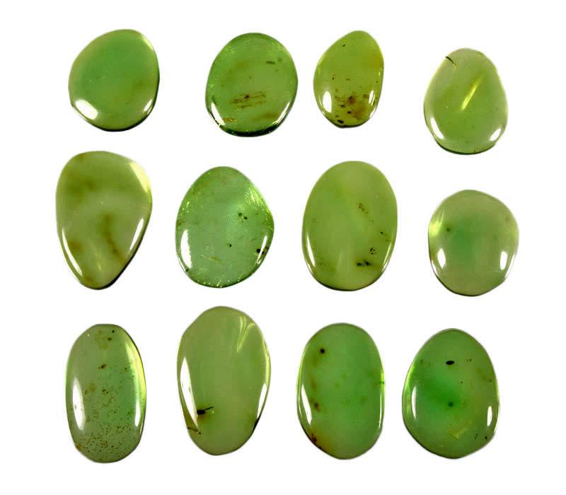 Barnsteen (natuurlijk groen) gepolijst 1 - 2 gram