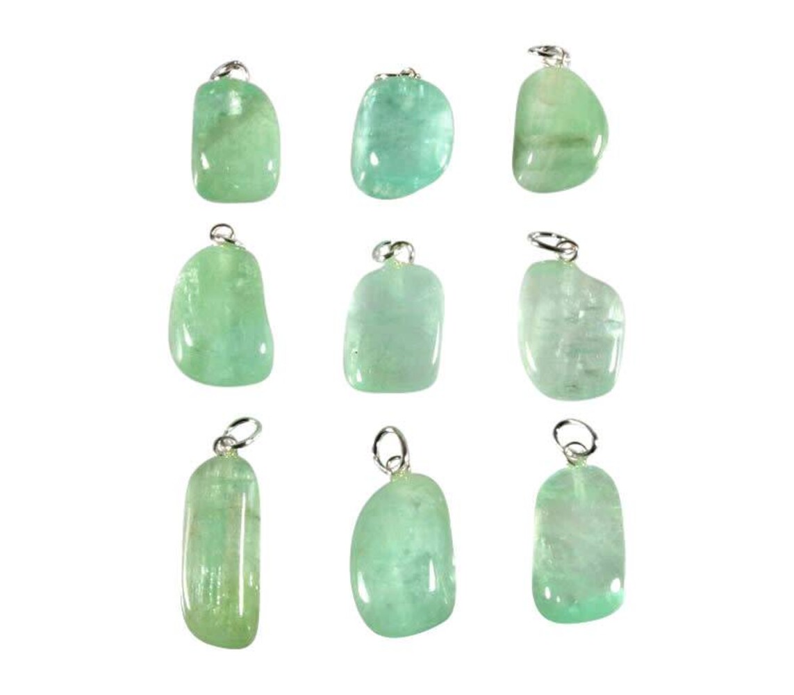 Calciet (groen) hanger met zilveren oogje Calciet (groen) hanger met zilveren oogje