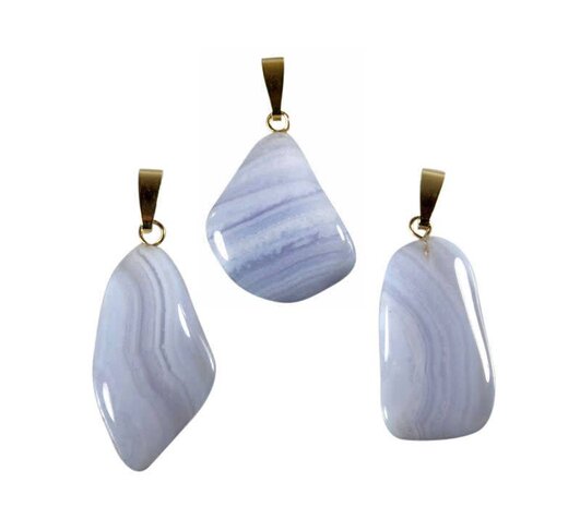 Chalcedoon (blauw) hanger met 14k gouden oogje Chalcedoon (blauw) hanger met 14k gouden oogje