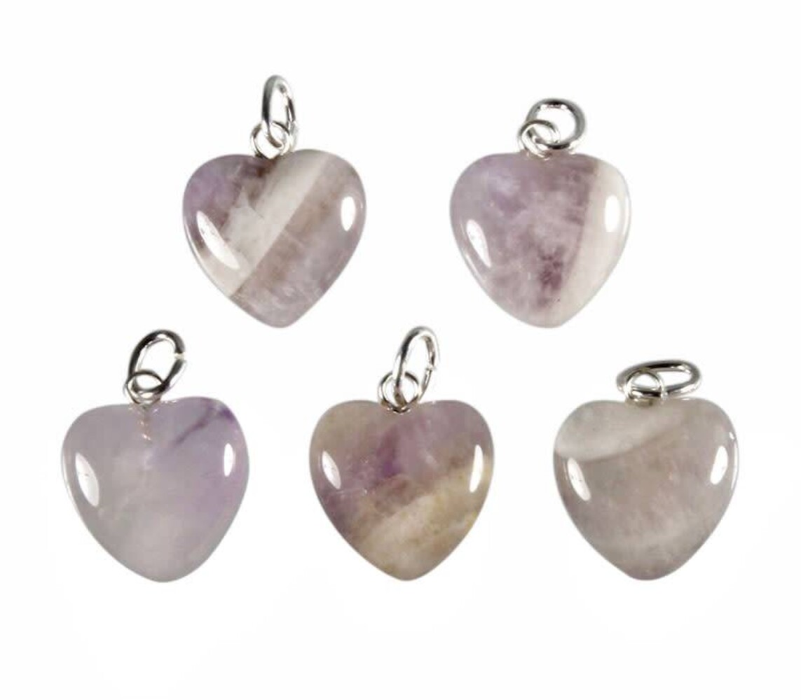 Amazez hanger hart 15 mm met zilveren oogje Amazez hanger hart 15 mm met zilveren oogje