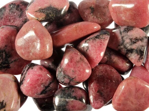 Rhodoniet steen getrommeld 2 - 5 gram Rhodoniet steen getrommeld 2 - 5 gram