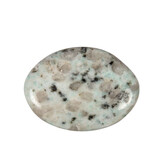 Amazoniet met toermalijn steen plat gepolijst Amazoniet met toermalijn steen plat gepolijst
