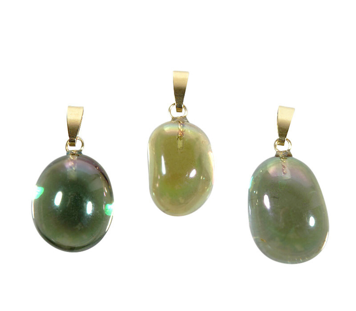 Apple aura kwarts hanger met 14k gouden oogje Apple aura kwarts hanger met 14k gouden oogje