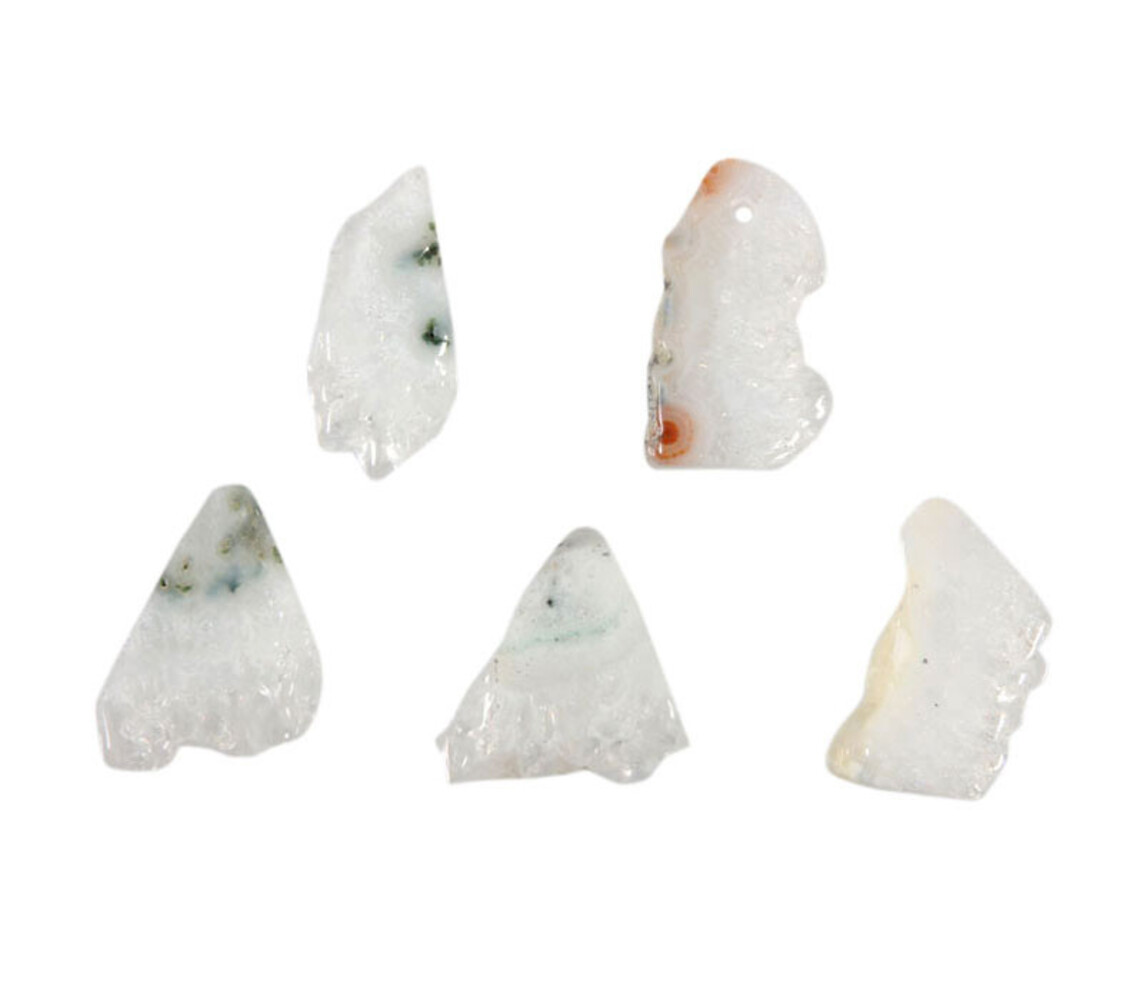 Anandaliet hanger doorboord Anandaliet hanger doorboord