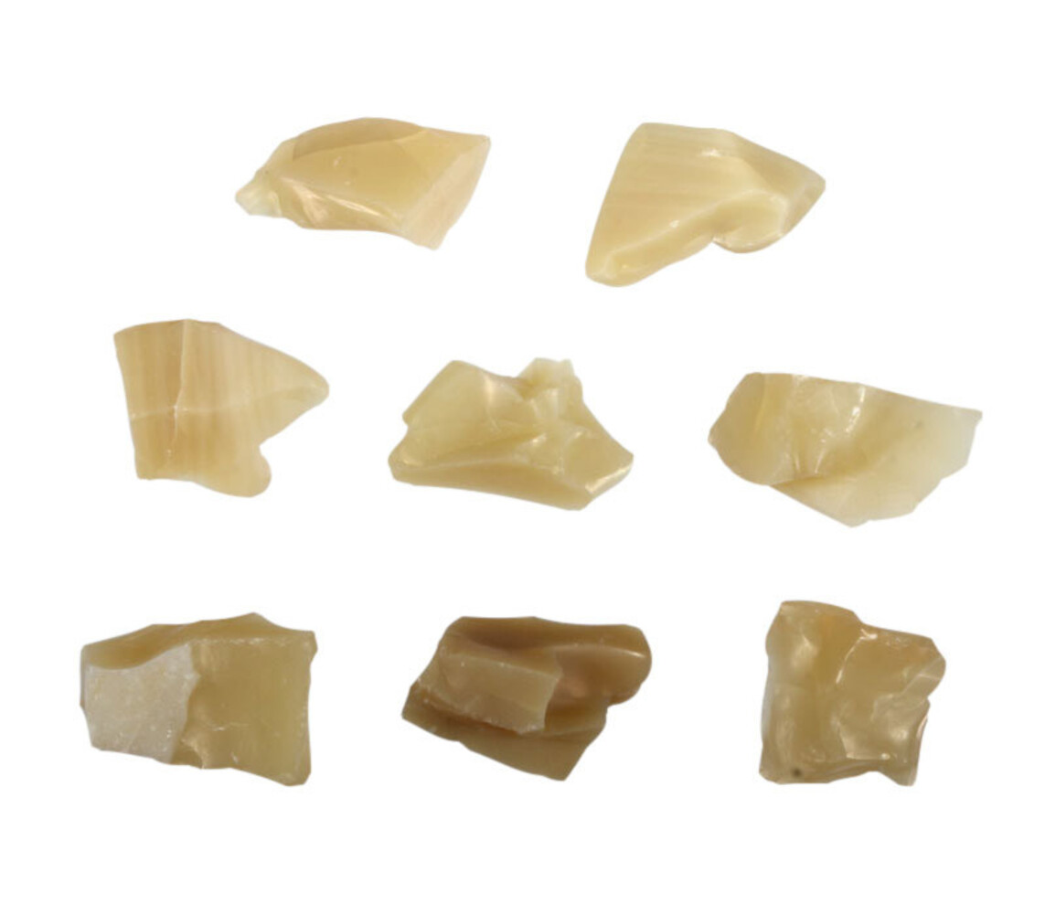 Opaal (Lemurisch) ruw 3 - 6 gram Opaal (Lemurisch) ruw 3 - 6 gram