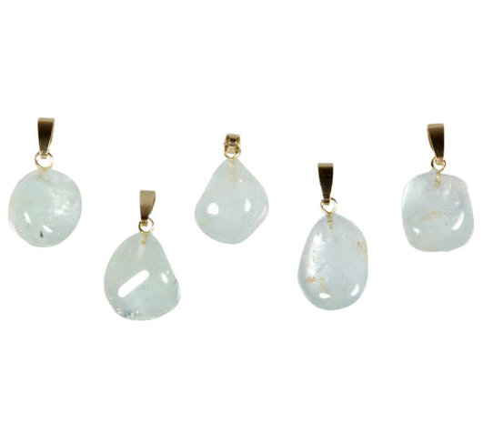 Topaas (blauw) hanger met 14k gouden oogje Topaas (blauw) hanger met 14k gouden oogje
