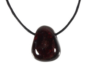 Granaat (donker) hanger doorboord klein